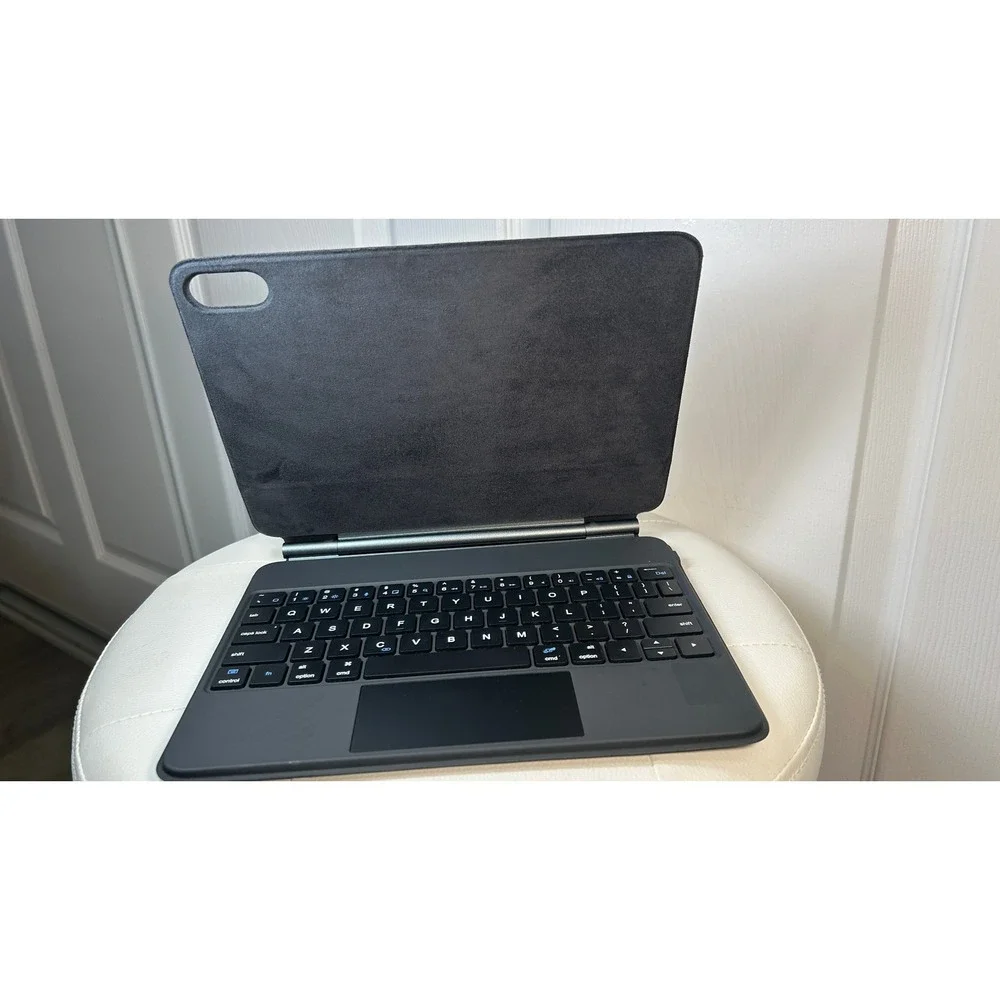 Keyboard Case for iPad 10th Gen 2022 & 11 Grey 10.9
